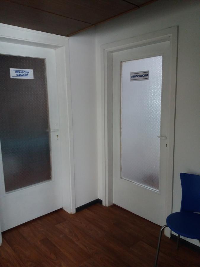 Hotel Stroitel Hisarya Buitenkant foto